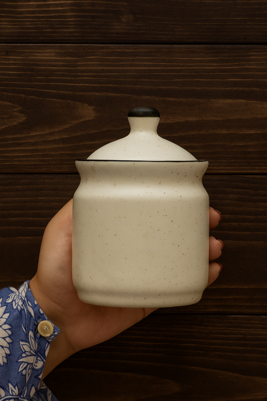 Storage jars( 450grms-500grms)